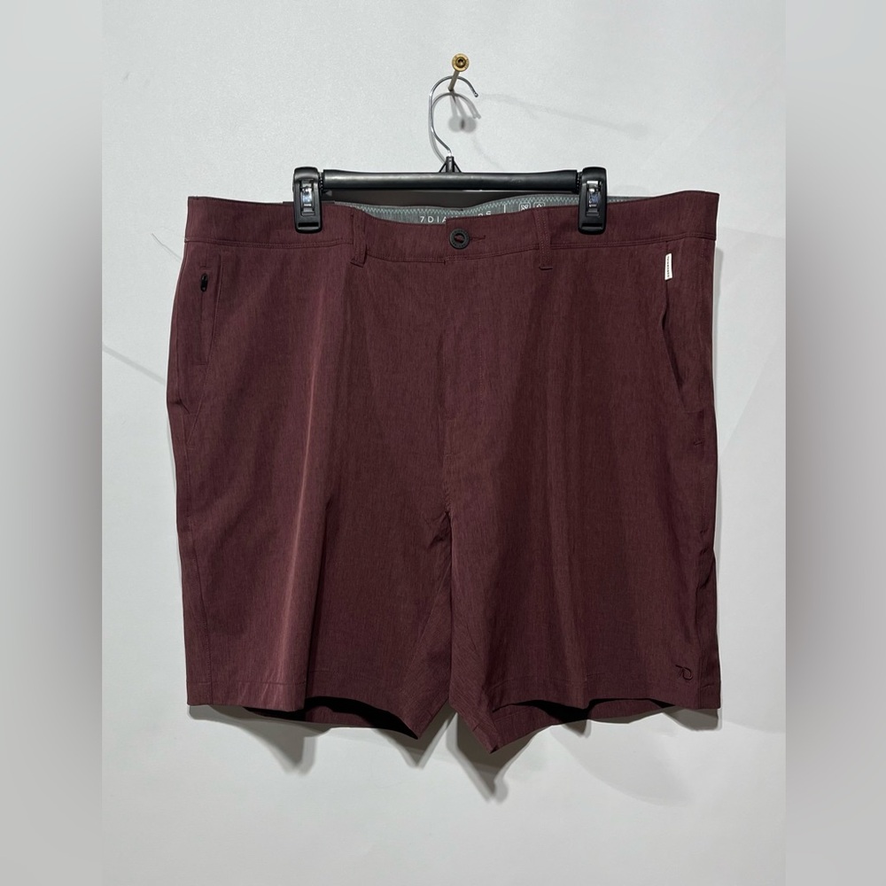 7 Diamonds Performance Shorts Men's Size 40 Inseam 7” New With Tags